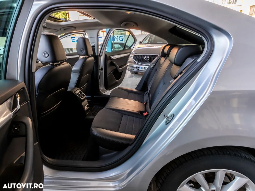 Skoda Octavia 1.6 TDI (Green tec) DSG Ambition - 12