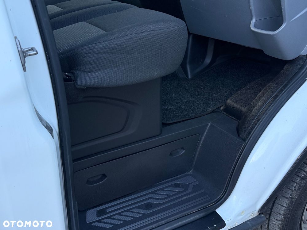 Ford Transit - 38