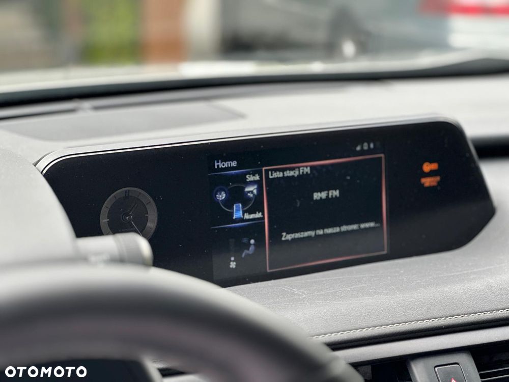 Lexus UX 250h GPF F Impression 2WD - 5