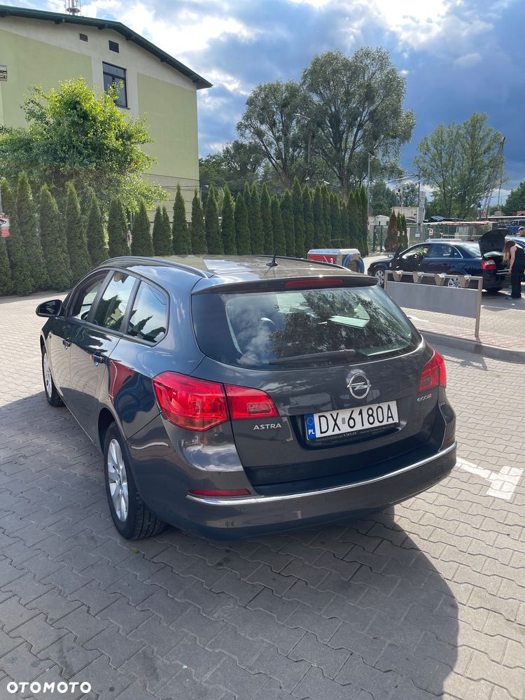 Opel Astra 1.6 CDTI Cosmo - 13