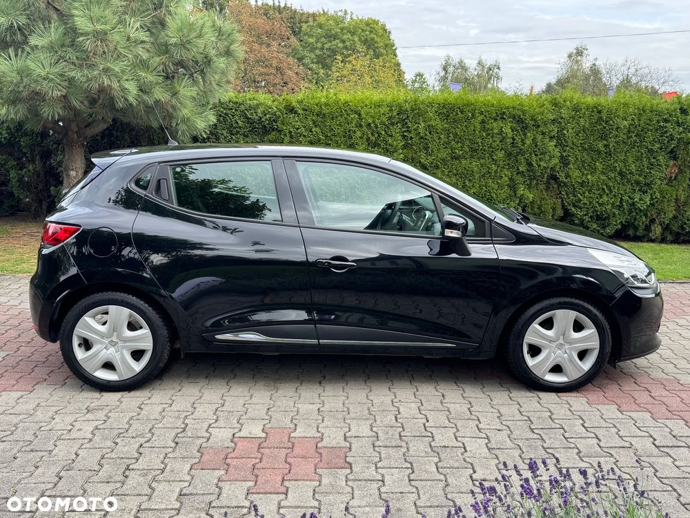 Renault Clio 1.2 16V 75 Limited - 6