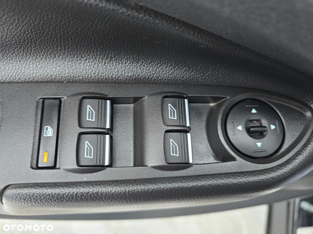 Ford Kuga 2.0 TDCi 4x4 Titanium - 35