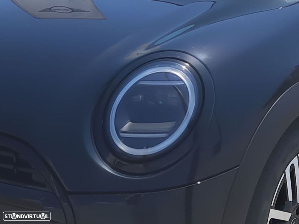 MINI 5 Portas Cooper Auto - 3