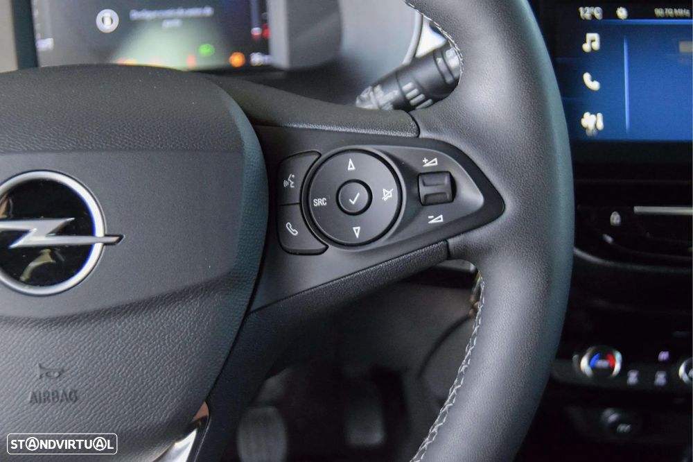 Opel Corsa 1.2 T GS - 25