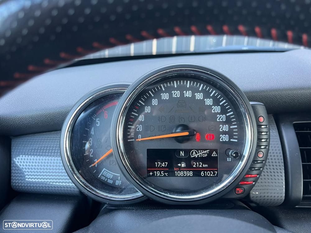 MINI Cabrio - 18