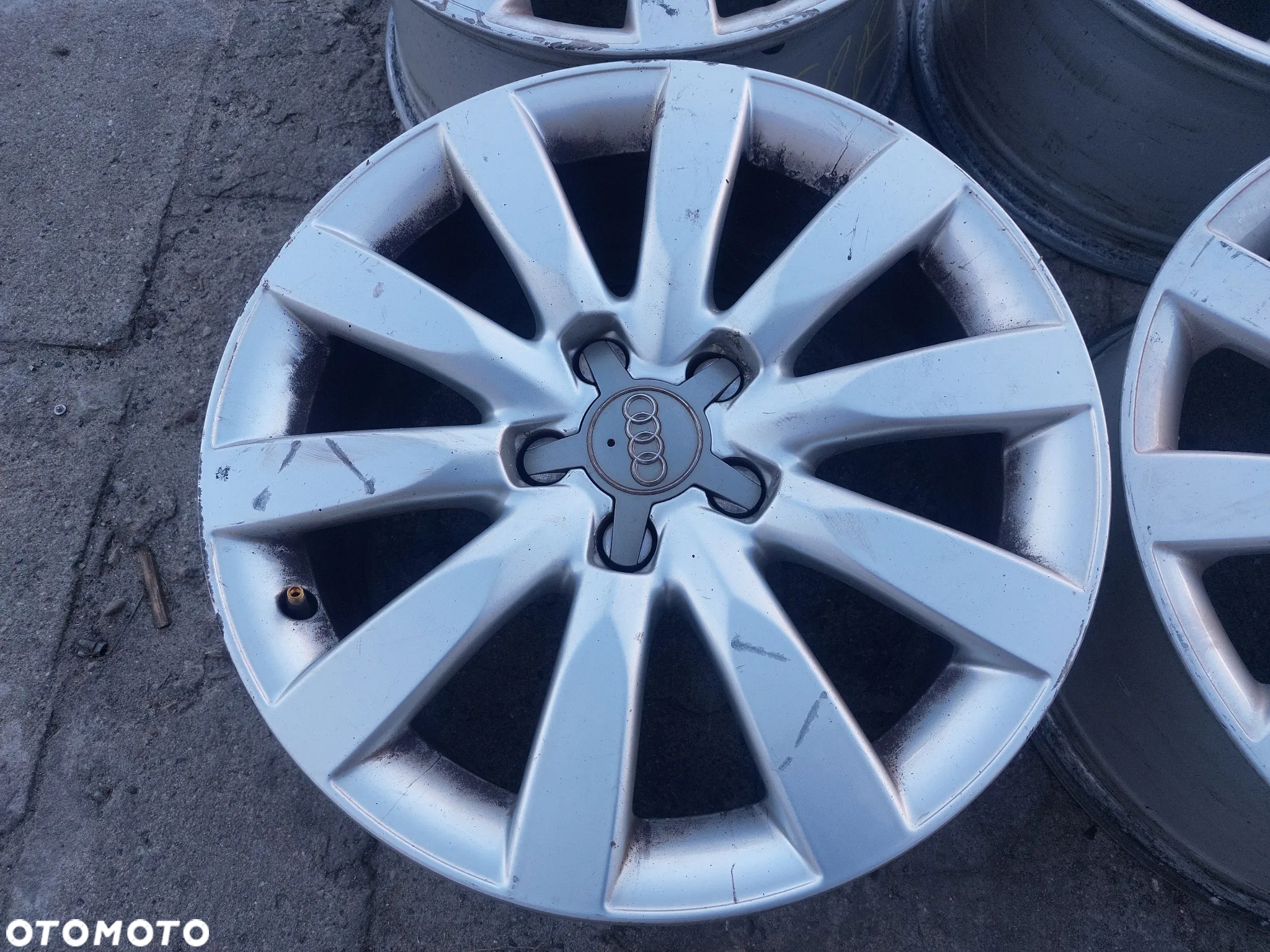AUDI A4 B8 FELGI ALUMINIOWE R17 8J ET47 5X112 ORYGINAŁ PROSTE! 8K0601025C - 2