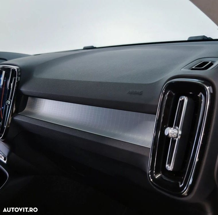 Volvo XC 40 T4 Recharge DKG Inscription Expression - 23