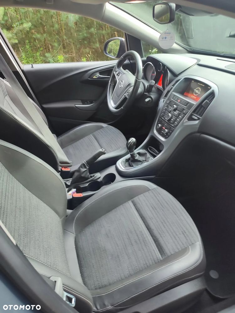 Opel Astra IV 1.4 Essentia - 12