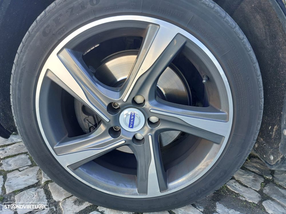 Volvo V40 D2 Kinetic - 11