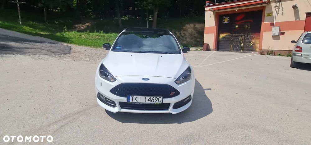 Ford Focus 2.0 TDCi ST-2 - 1