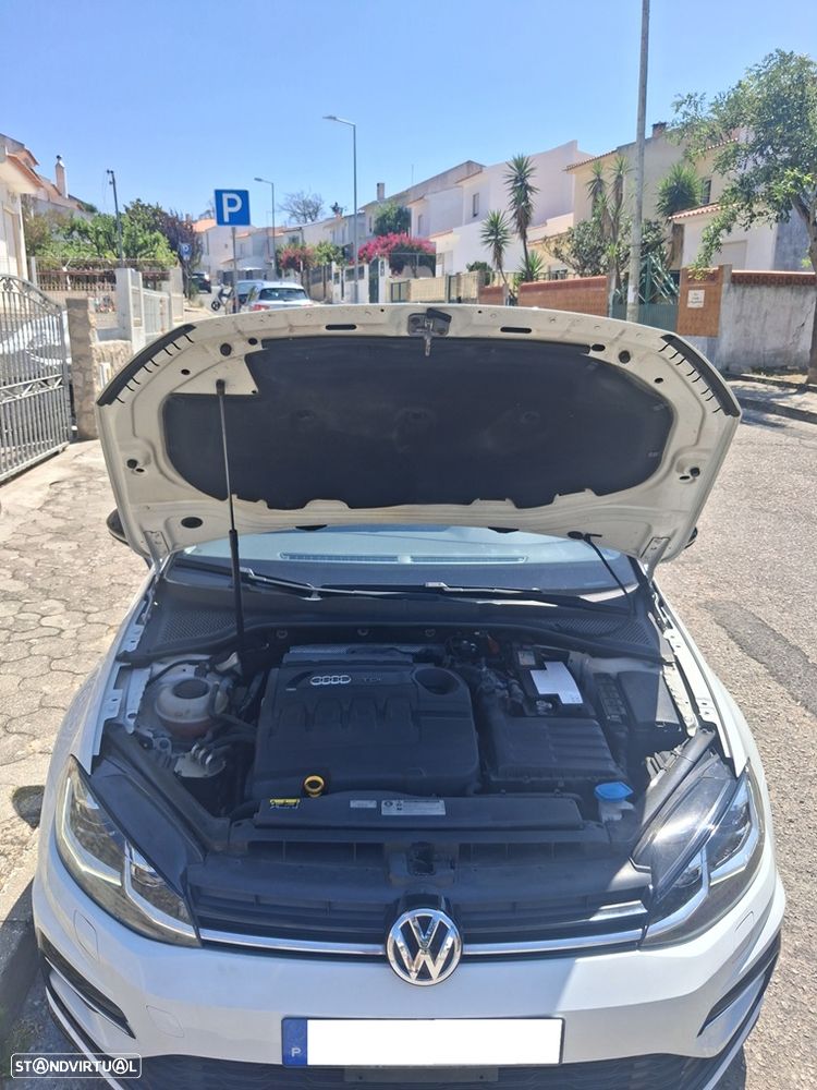 VW Golf 1.6 TDI R-Line - 4