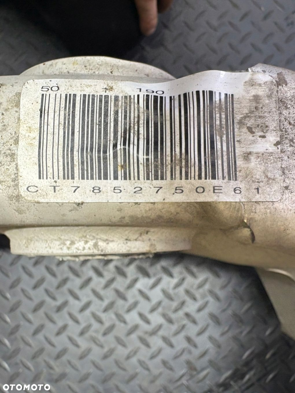 KOMPLETNE ZAWIESZENIE SANKI TYLNE BELKA WÓZEK BMW E61 6770827 - 9