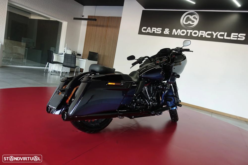 Harley-Davidson Road Glide CVO 117ci igual a nova - 18