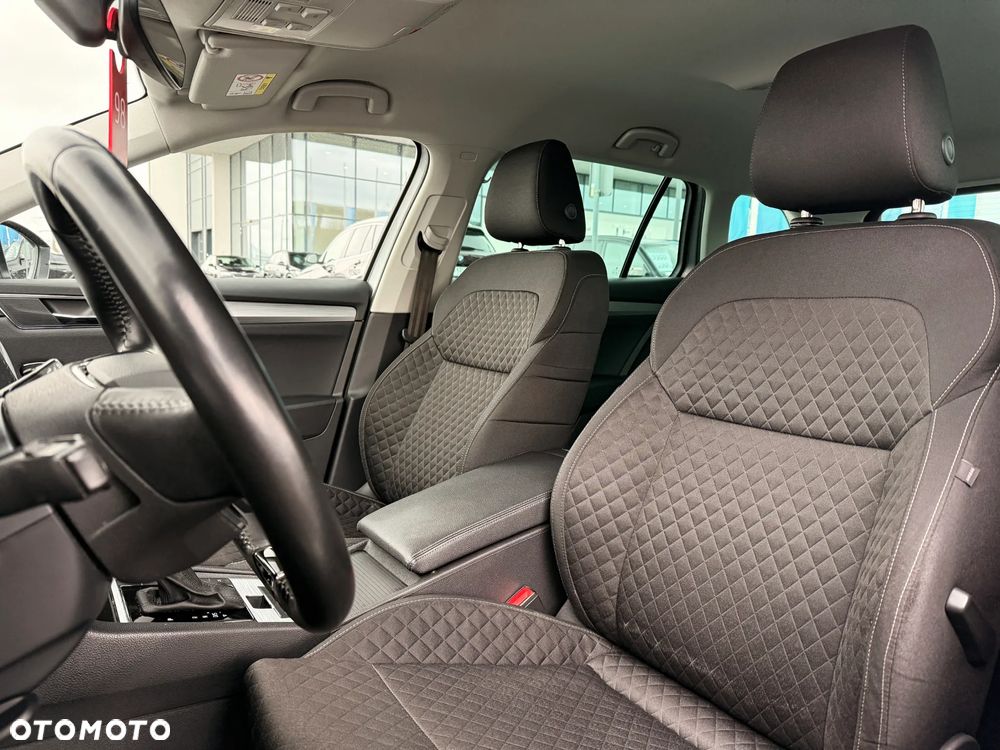 Skoda Superb 2.0 TDI SCR Ambition DSG - 24