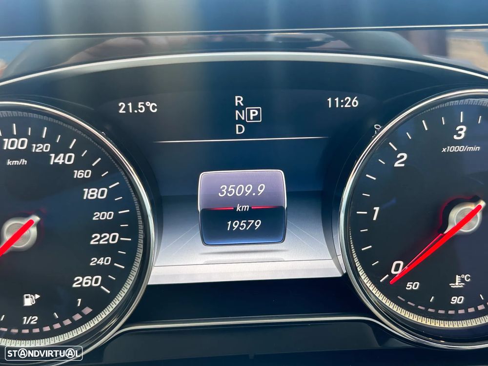 Mercedes-Benz E 220 d Aut. - 13