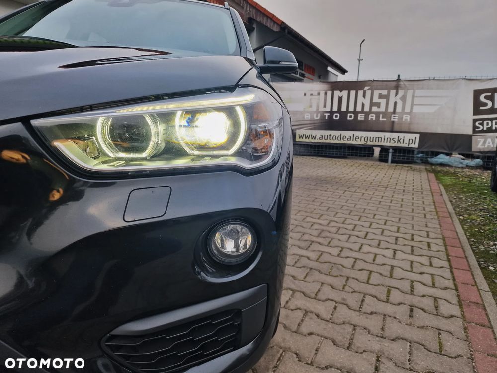 BMW X1 sDrive20d - 12