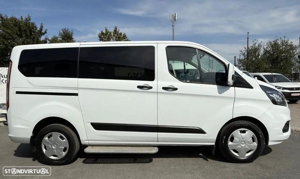 Ford Transit Custom - 11