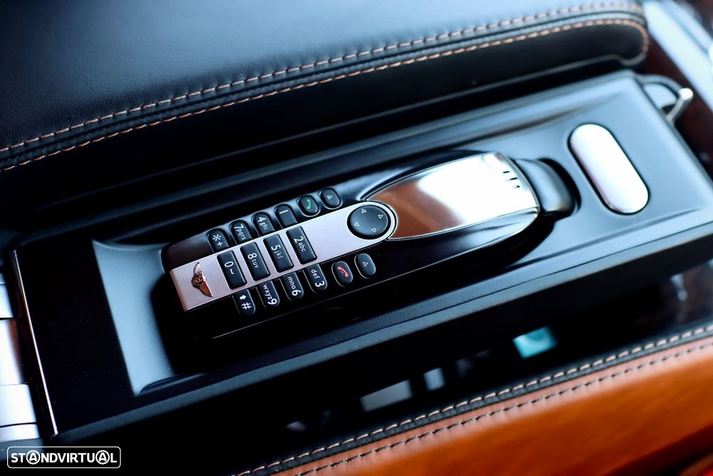 Bentley Continental V8 - 50