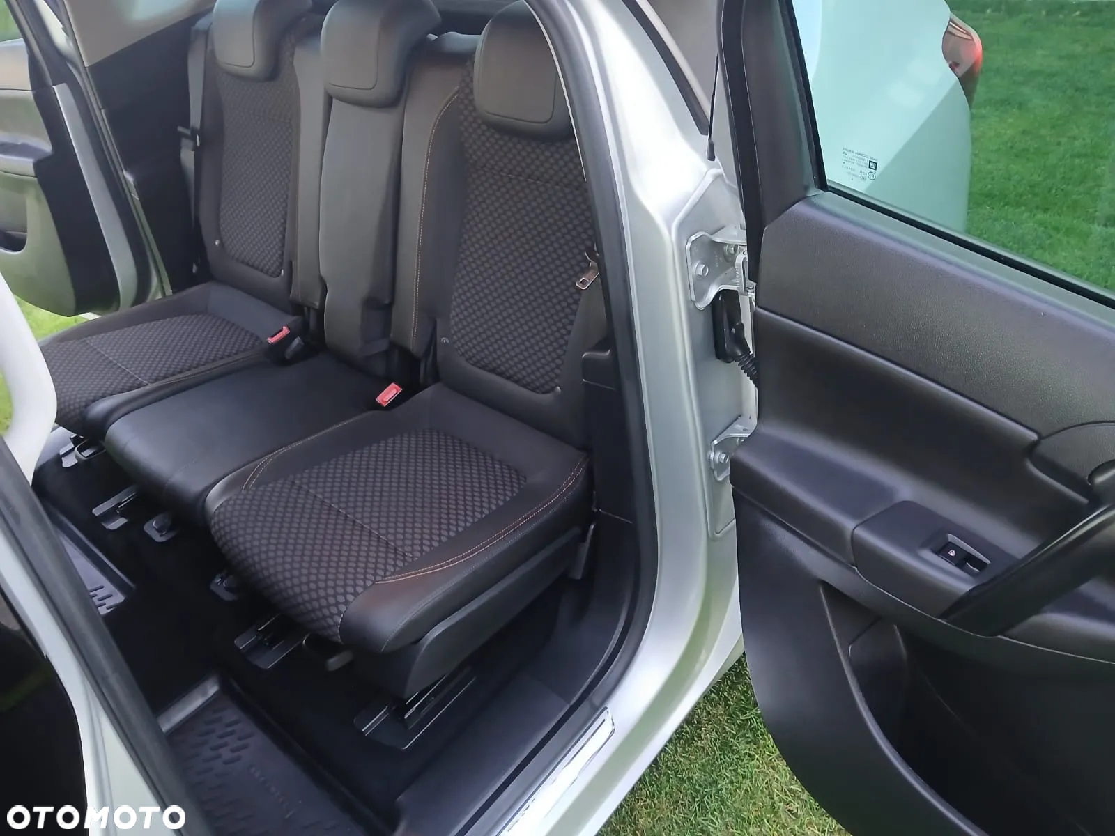 Opel Meriva 1.4 Innovation - 29