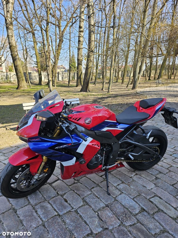 Honda CBR - 3