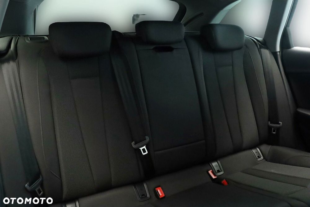 Audi A4 Avant 40 TDI mHEV Quattro Advanced S tronic - 15