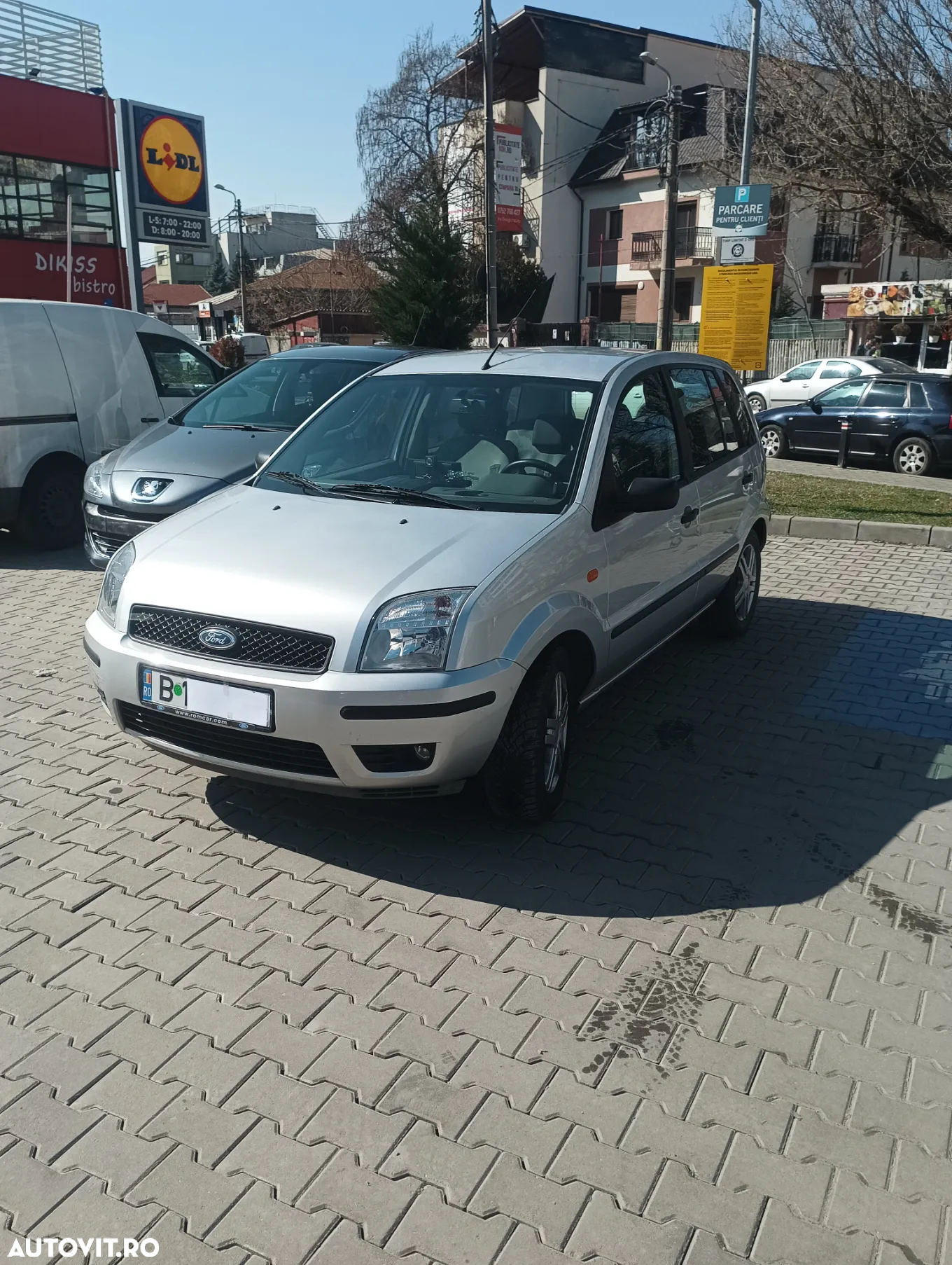 Ford Fusion - 15