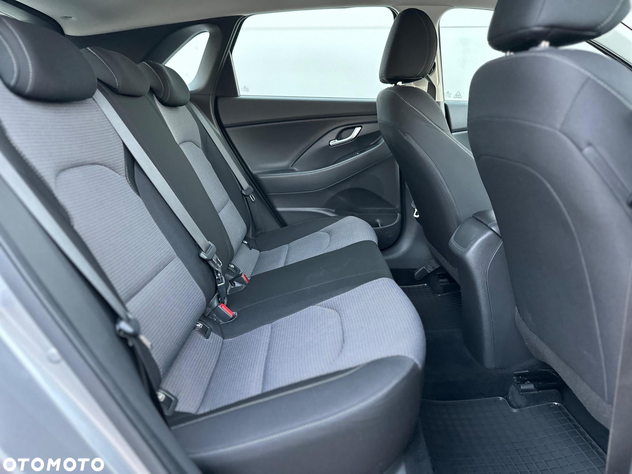 Hyundai i30 1.5 DPI Classic + - 31