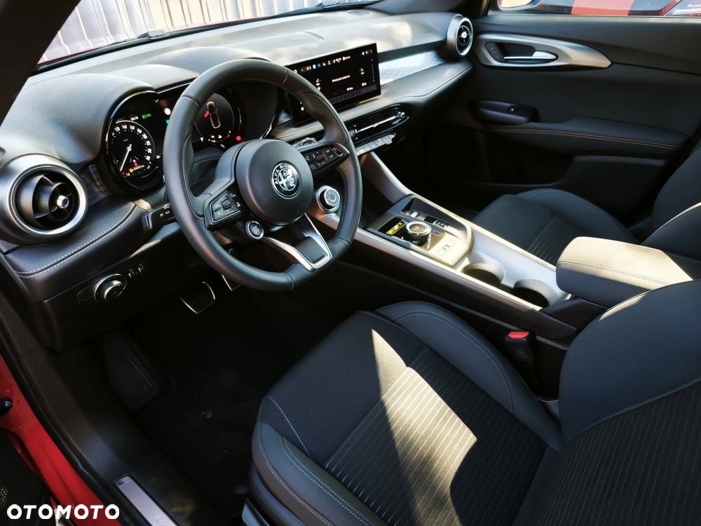 Alfa Romeo Tonale 1.5 T4 GSE mHEV Sprint DCT - 12
