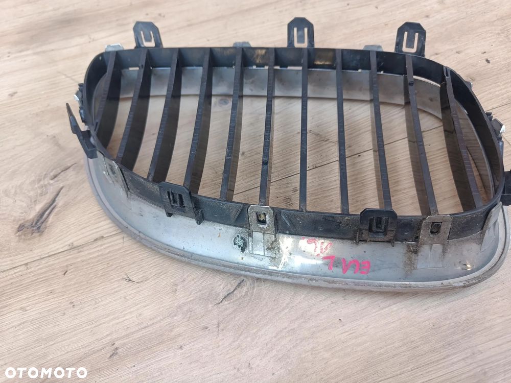 BMW E60 E61 NERKA ZDERZAKA MASKI CHROM LEWA ATRAPA GRIL ORYGINAŁ 7065701 - 5