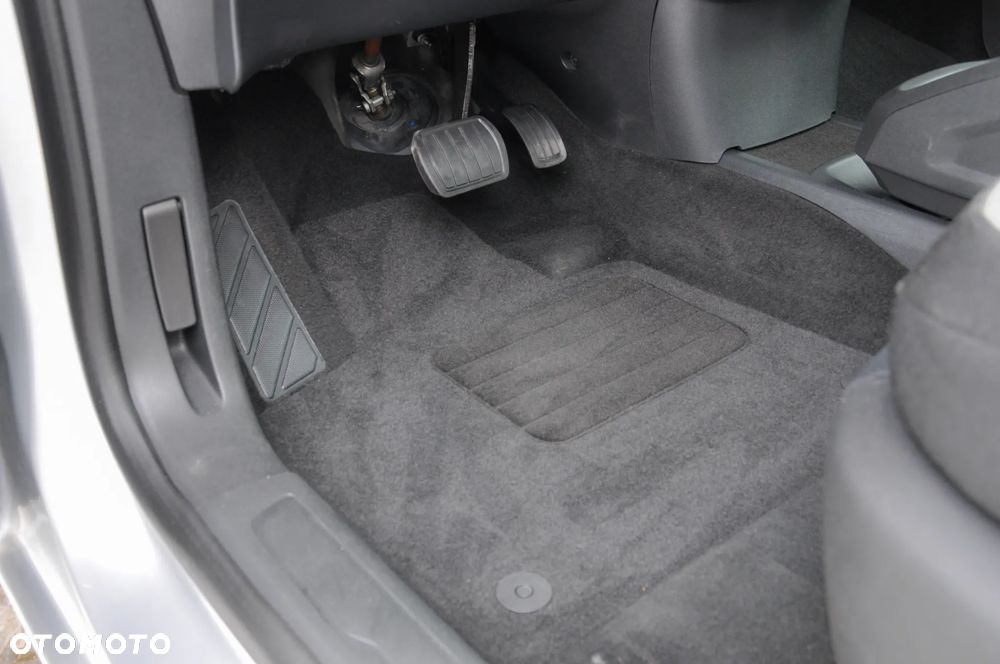 Citroën C4 Picasso e-HDi 115 ETG6 Exclusive - 25