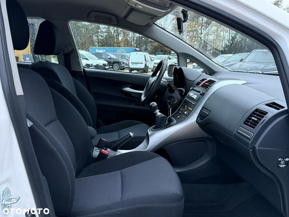 Toyota Auris 1.6 Comfort - 17