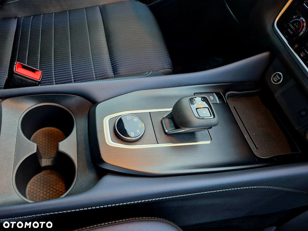 Nissan Qashqai 1.3 DIG-T 4x4 MHEV Xtronic N-Design - 7