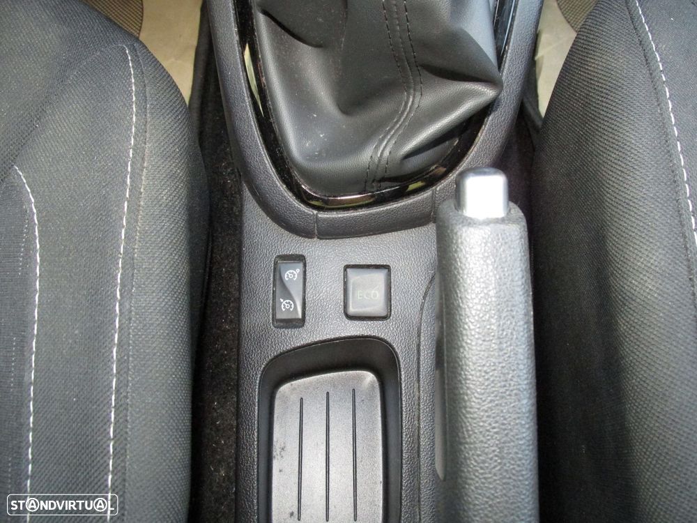 Renault Clio Sport Tourer 0.9 TCe Limited - 34