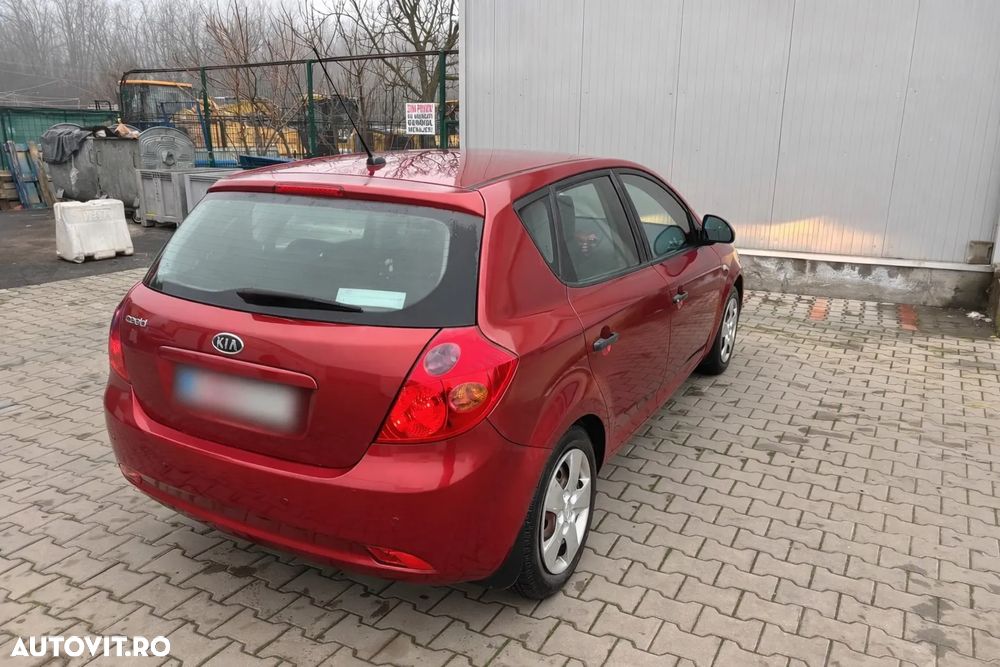 Kia Ceed 1.4 GSL BEST - 2