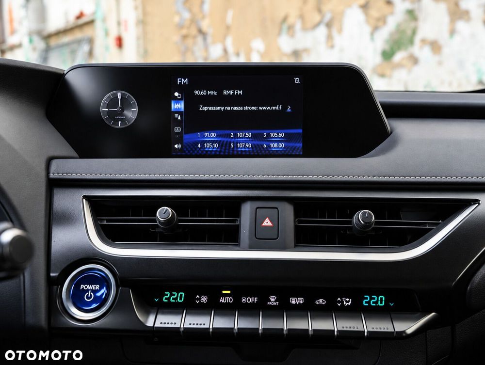 Lexus UX 250h GPF F Impression 2WD - 35