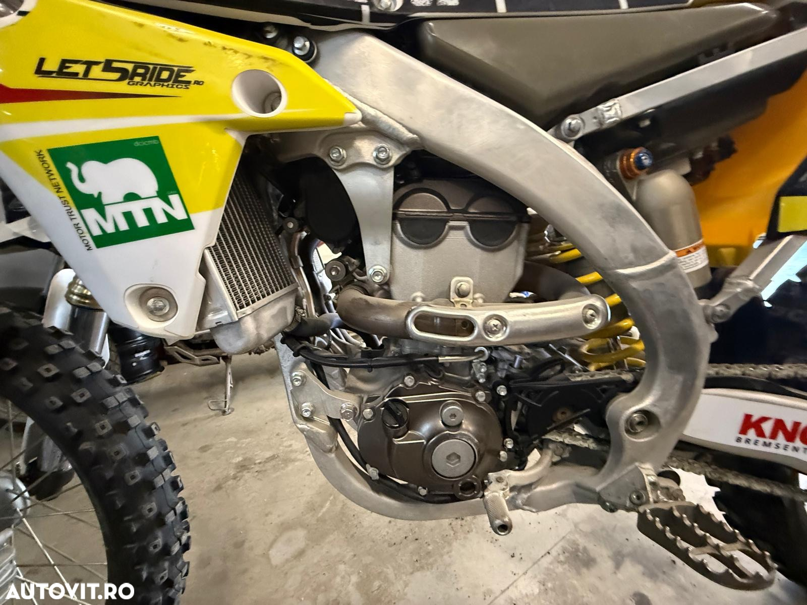 Yamaha YZ 250 F - 6