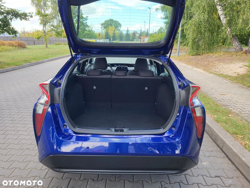 Toyota Prius Plug-in 1.8 Hybrid Executive - 15