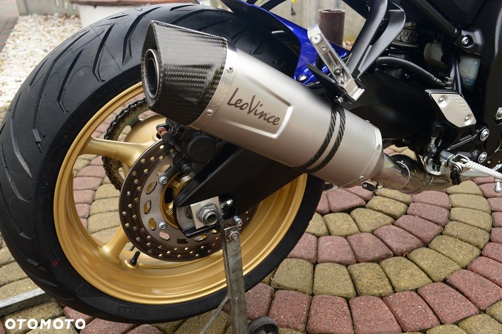 Yamaha FZ8 - 15