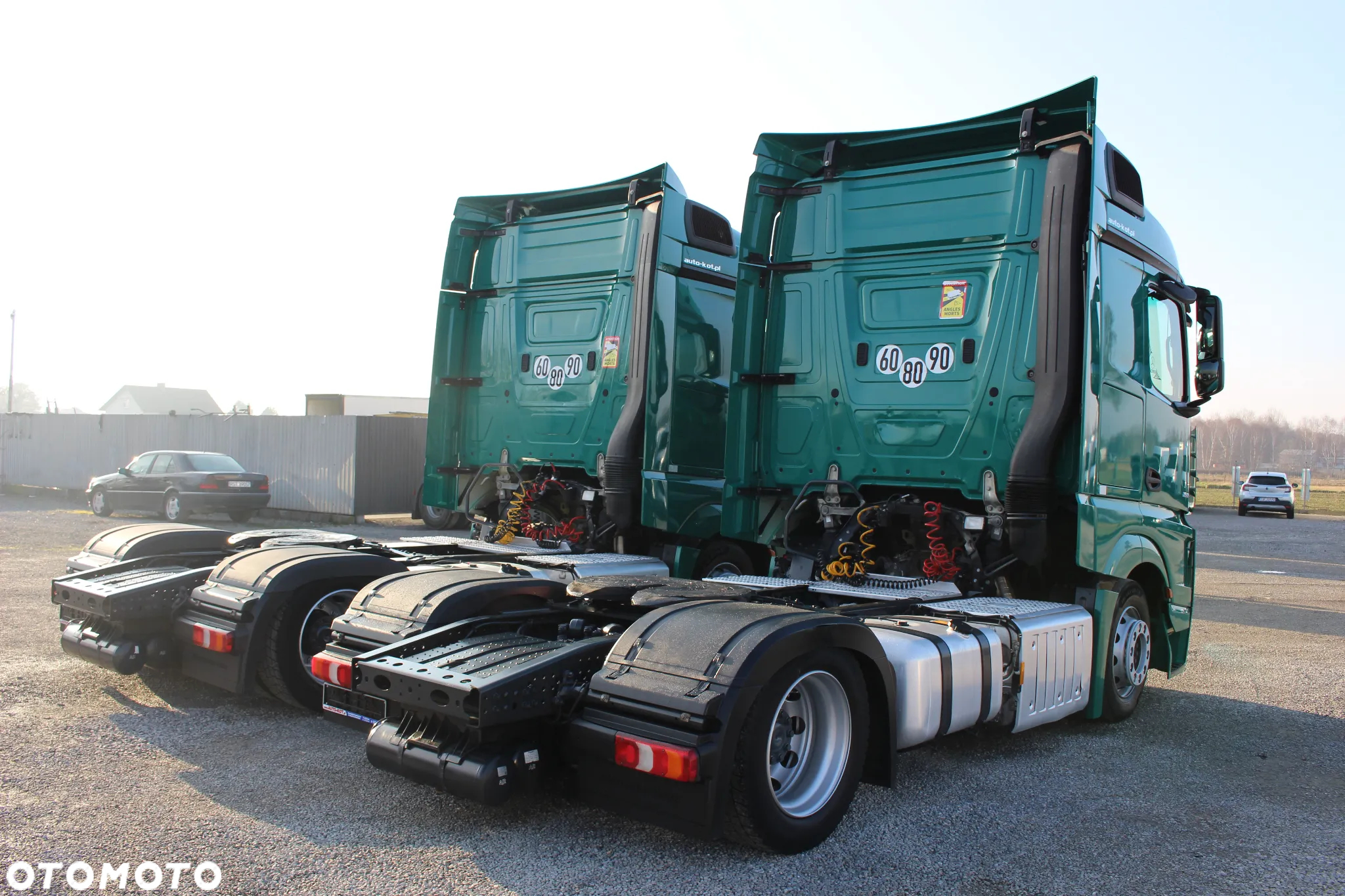 Mercedes-Benz ACTROS 1845 /LOW DECK /MEGA / 2 ZBIORNIKI /KLIMA POSTOJOWA /GPS/**SERWIS FR **/ IDEALNY STAN / - 33