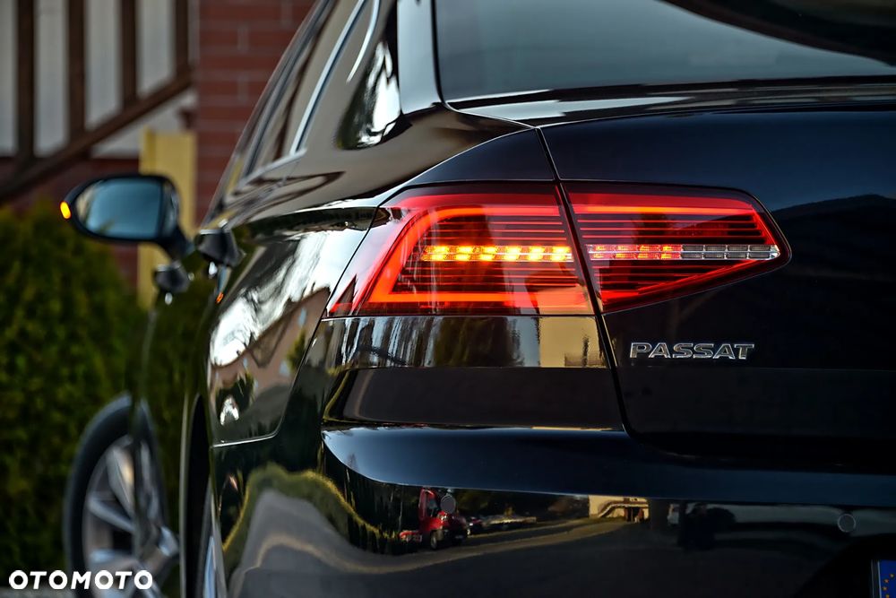 Volkswagen Passat 2.0 TDI SCR (BlueMotion Tech) 4Mot DSG Highline - 20