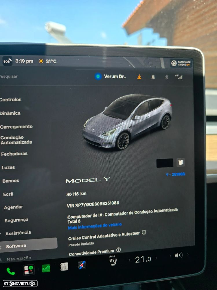 Tesla Model Y RWD - 8