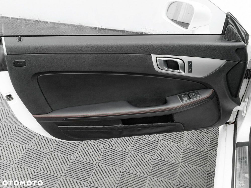 Mercedes-Benz SLK - 13