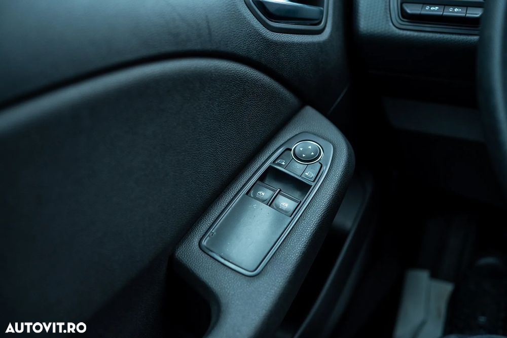 Renault Clio BLUE dCi 85 BUSINESS EDITION - 22