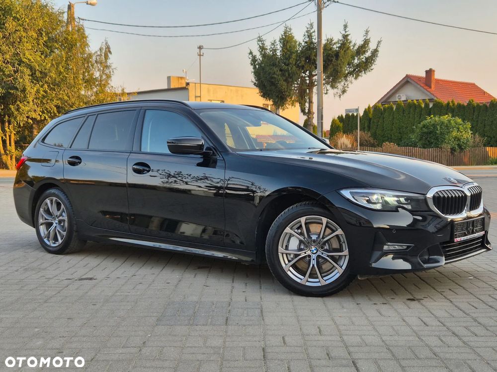 BMW Seria 3 330i Sport Line - 5