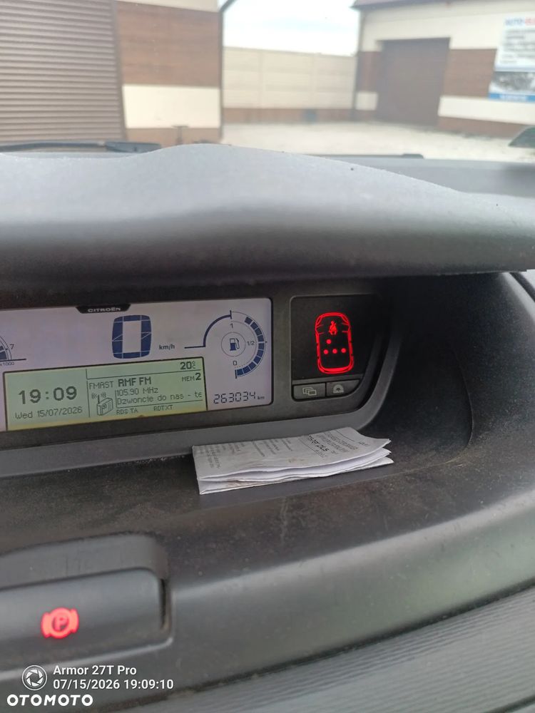 Citroën C4 Picasso 1.8 16V Confort - 12