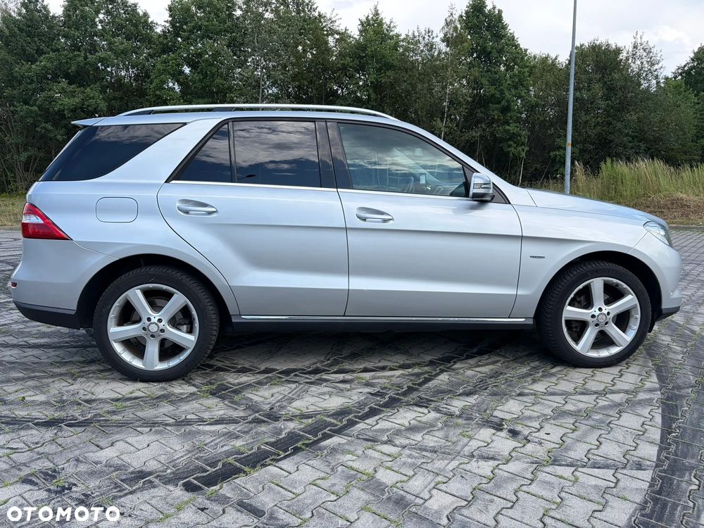 Mercedes-Benz ML 350 BlueTEC 4-Matic - 6
