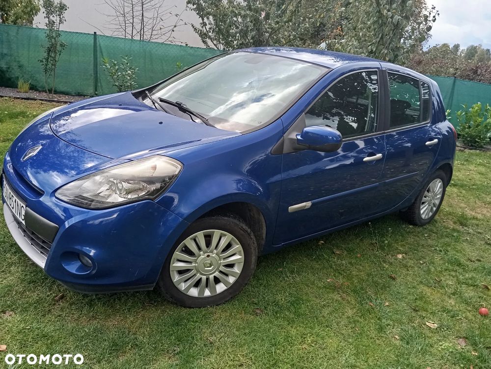 Renault Clio - 2