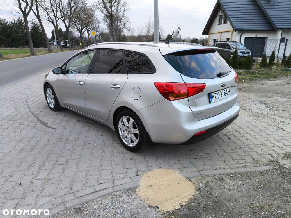 Kia Ceed 1.6 CRDi L - 4