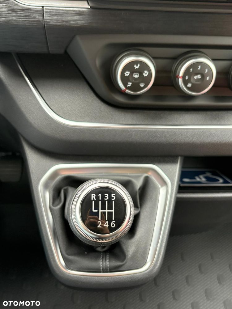 Renault Trafic Kombi 2.0 L2 Equilibre - 18