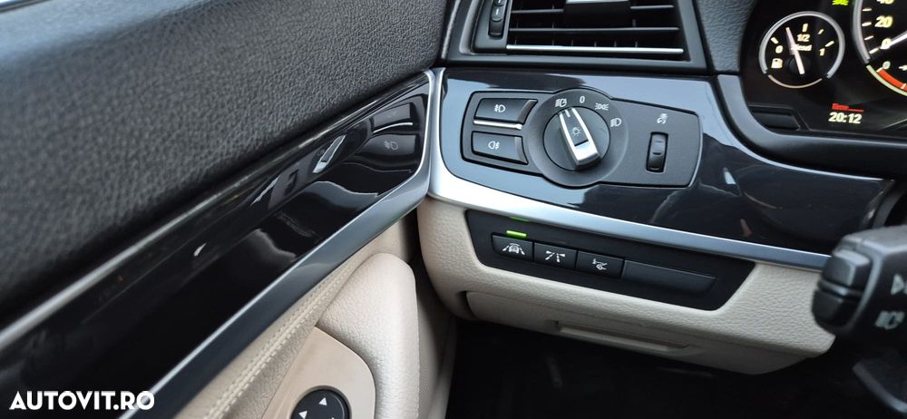 BMW Seria 5 525d Aut. Luxury Line - 19